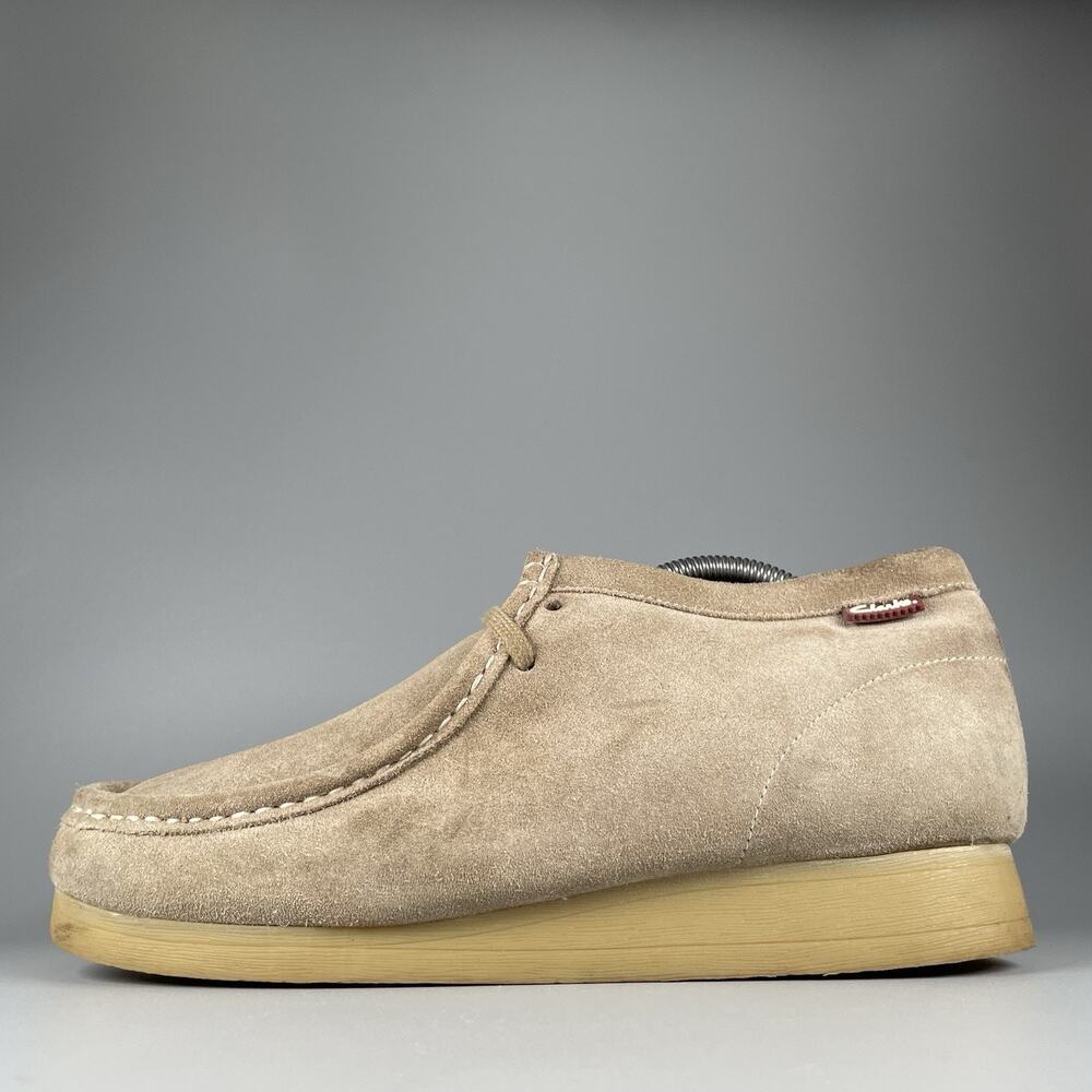 Clarks Stinson Hi Men’s Size 10 M Sand Suede Chukka Ankle Boots Casual Lace Up